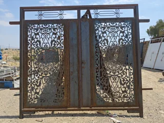 درب حیاطی ، نو آهن سنگین ، طرح لیزری (CNC)
